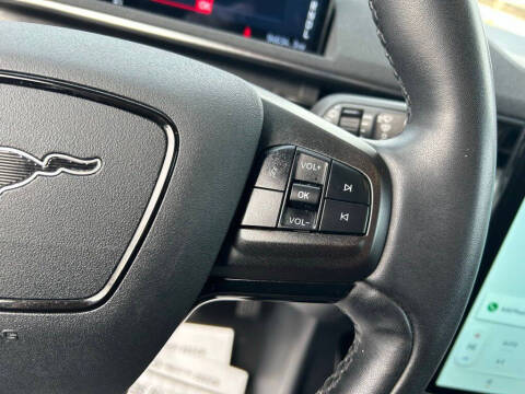 2021 Ford Mustang Mach-E Select