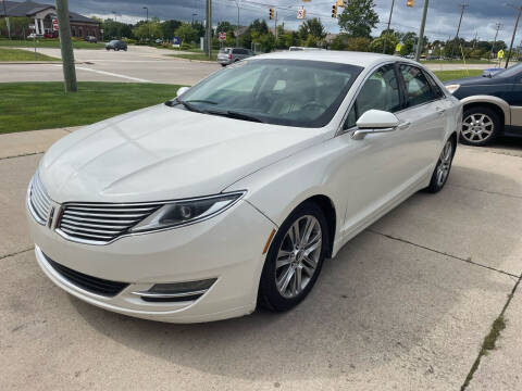 2013 Lincoln MKZ for sale at Downriver Used Cars Inc. in Riverview MI