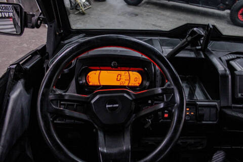 2020 Can-Am Defender XT HD10