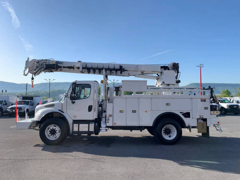 2014 Freightliner M2 106