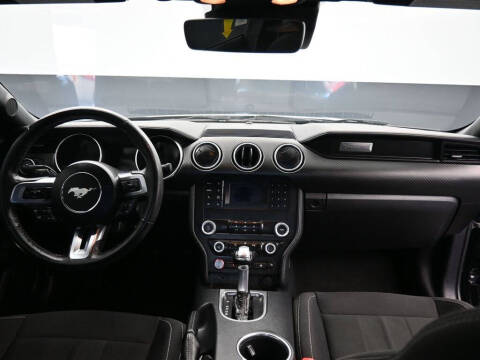 2021 Ford Mustang EcoBoost