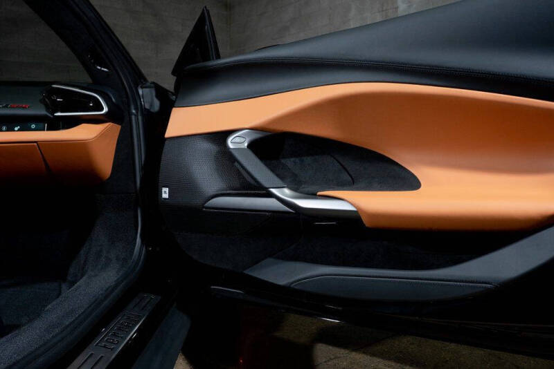 2025 Ferrari 296 GTS