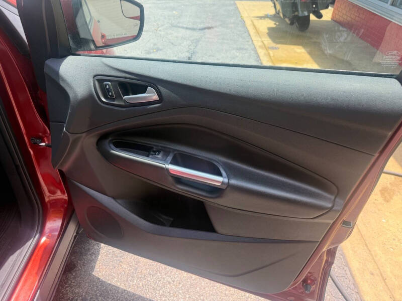 2016 Ford Escape SE