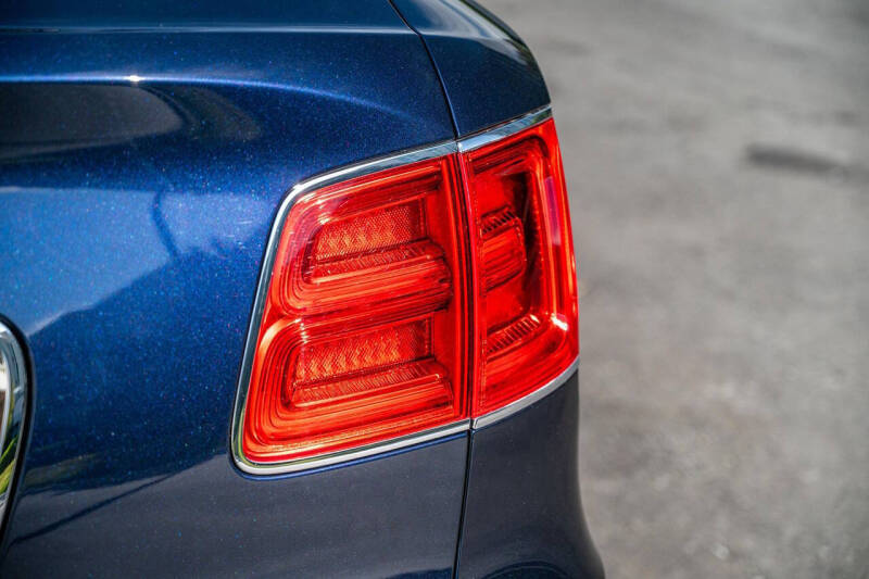 2019 Bentley Bentayga V8