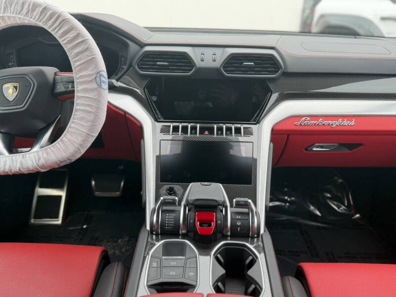 2020 Lamborghini Urus