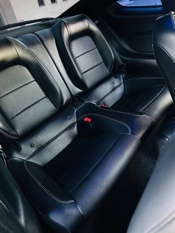 2019 Ford Mustang EcoBoost Premium