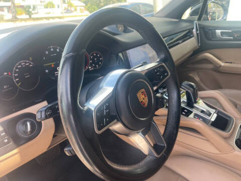 2019 Porsche Cayenne E-Hybrid