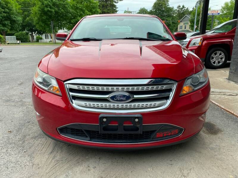 2010 Ford Taurus for sale at Apple Auto Sales Inc in Camillus NY