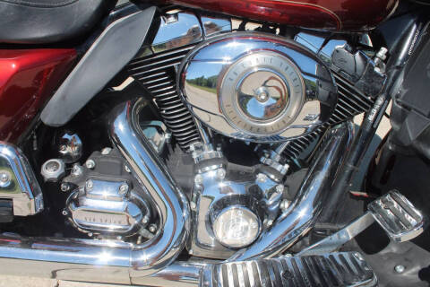 2010 Harley-Davidson FLHTCU Ultra Classic EG