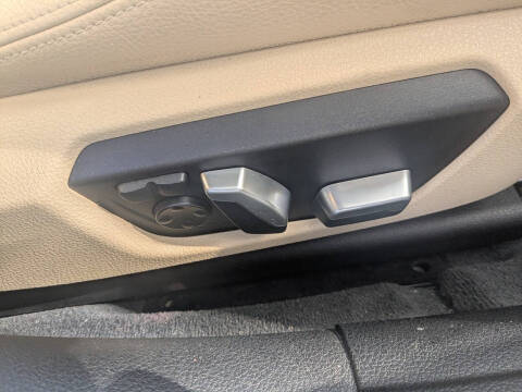 2018 BMW 3 Series 330i xDrive