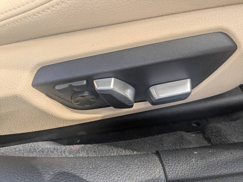 2018 BMW 3 Series 330i xDrive