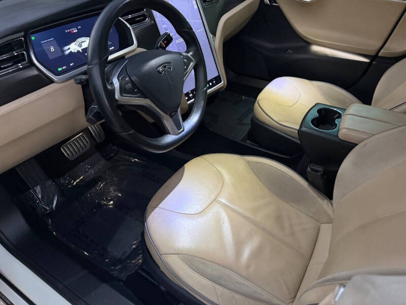 2013 Tesla Model S Performance