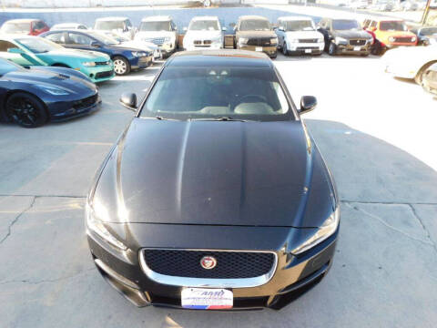 2017 Jaguar XE 25t Premium