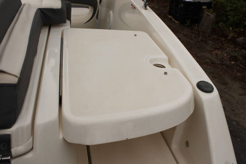 2018 Bayliner VR5 Bowrider