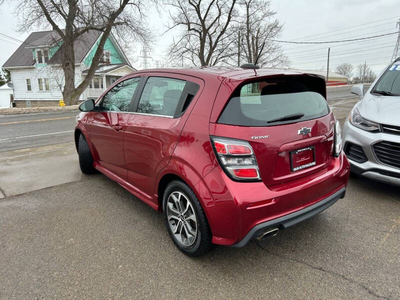 2020 Chevrolet Sonic LT