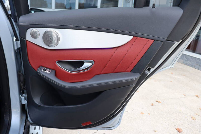 2021 Mercedes-Benz GLC GLC 300 4MATIC