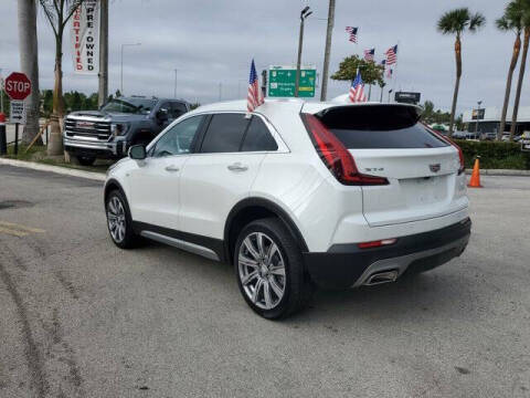2023 Cadillac XT4 Premium Luxury