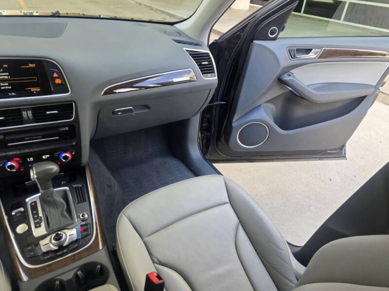 2016 Audi Q5 2.0T quattro Premium Plus