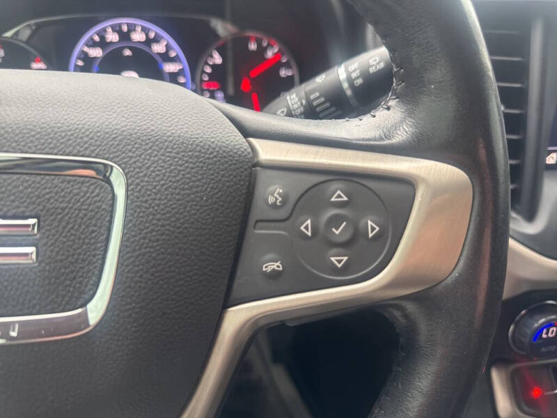 2020 GMC Acadia Denali