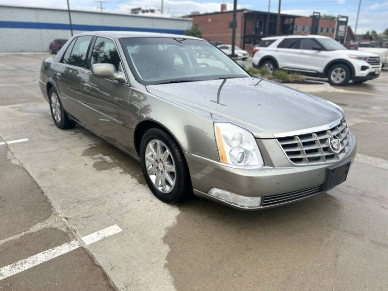 2011 Cadillac DTS Premium Collection
