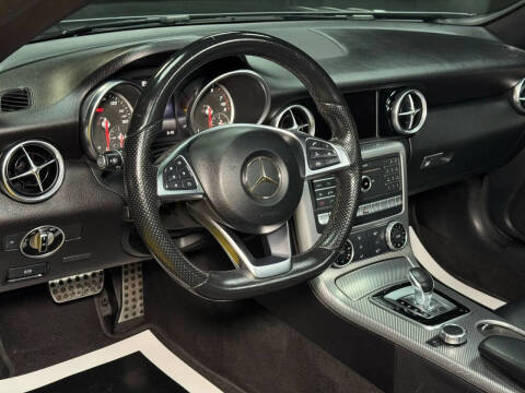 2017 Mercedes-Benz SLC SLC 300