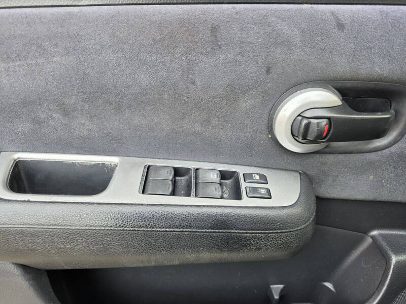 2009 Nissan Versa 1.8 S