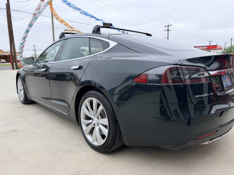 2013 Tesla Model S Performance