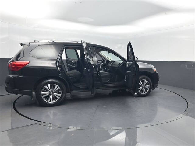 2019 Nissan Pathfinder S