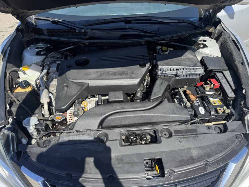 2016 Nissan Altima 2.5 SR