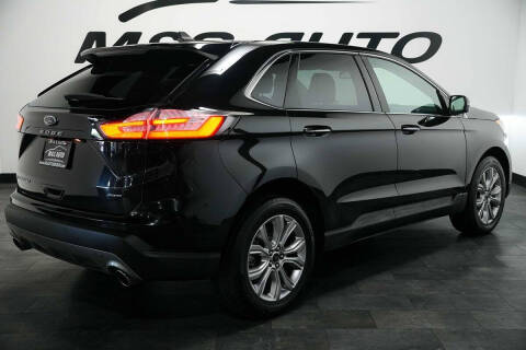 2023 Ford Edge Titanium