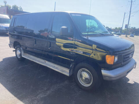 2003 Ford E-Series for sale at Key Motors in Mechanicville NY