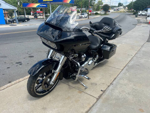 2017 Harley-Davidson Road Glide Special FLTRXS