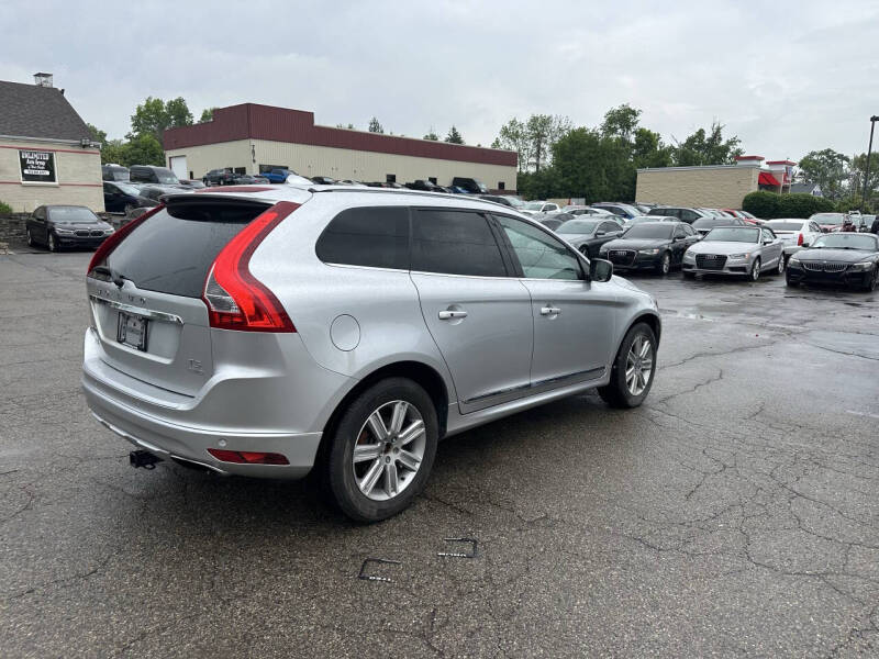 2017 Volvo XC60 T5 Inscription