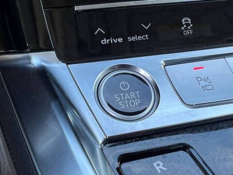 2024 Audi Q8 e-tron quattro Premium Plus