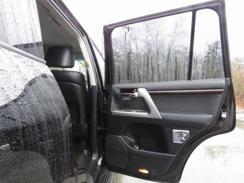 2014 Toyota Land Cruiser