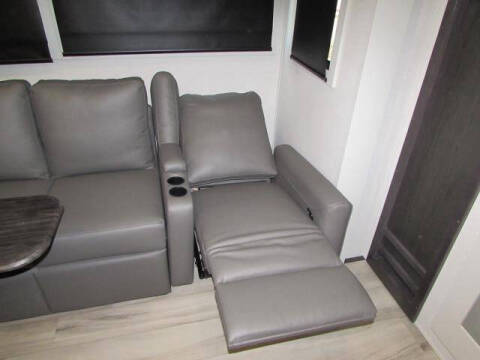 2025 KEYSTONE A 378BH