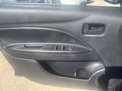 2021 Mitsubishi Mirage ES