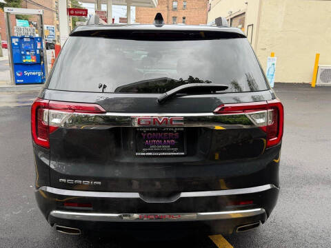 2020 GMC Acadia Denali