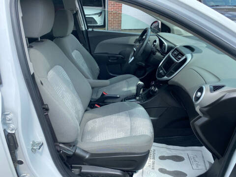 2019 Chevrolet Sonic LT Auto Fleet