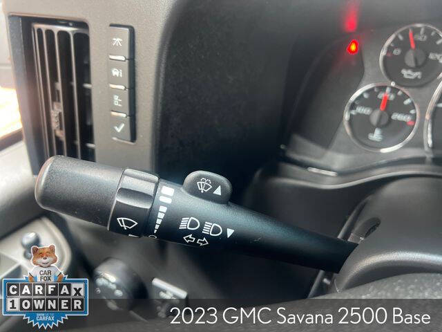 2023 GMC Savana 2500