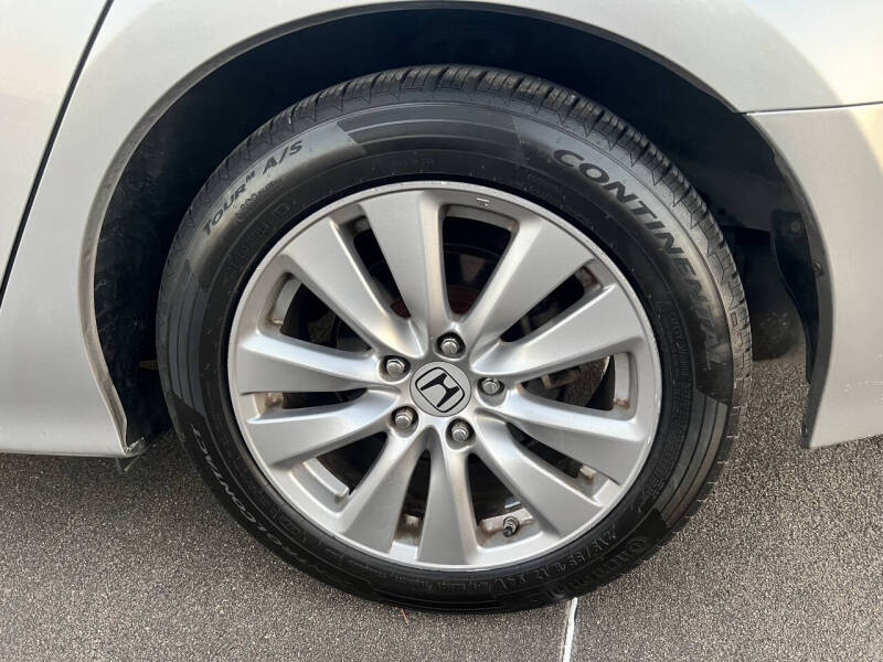 2012 Honda Accord EX-L V6 w/Navi