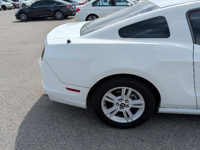 2014 Ford Mustang V6