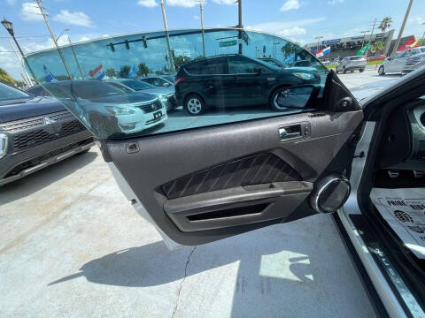 2012 Ford Mustang V6