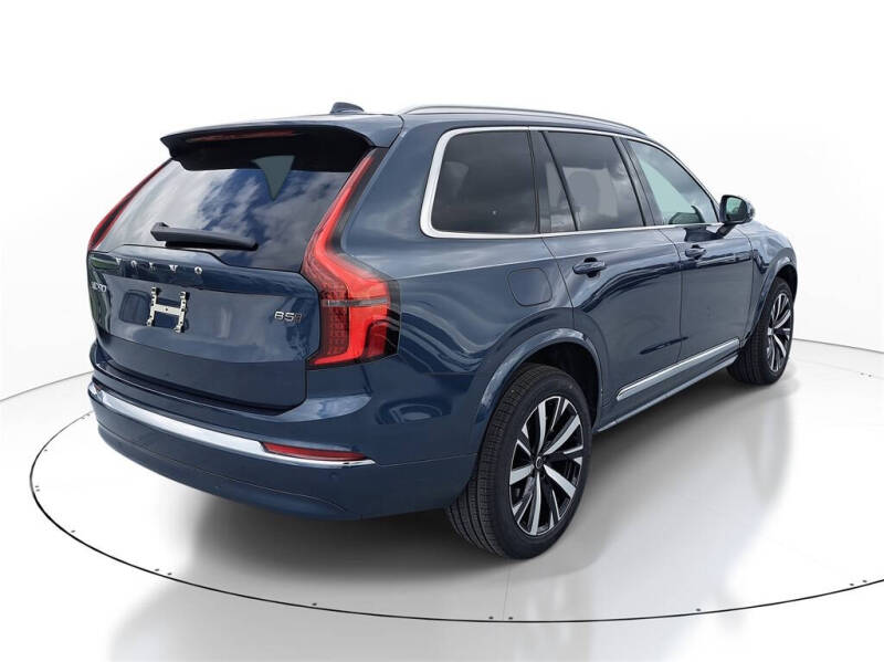 2026 Volvo XC90 B5 Core