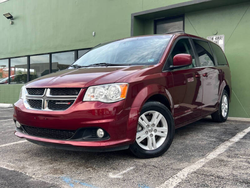 2018 Dodge Grand Caravan for sale at KARZILLA MOTORS in Oakland Park FL