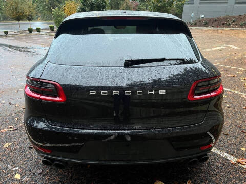 2018 Porsche Macan