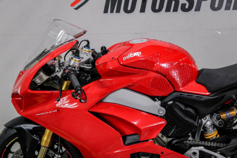 2019 Ducati Panigale V4 S