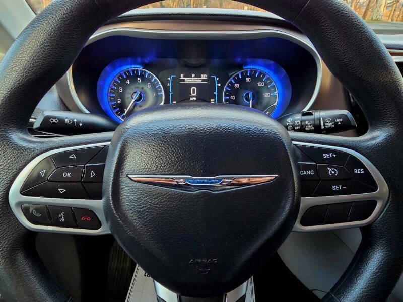 2017 Chrysler Pacifica LX