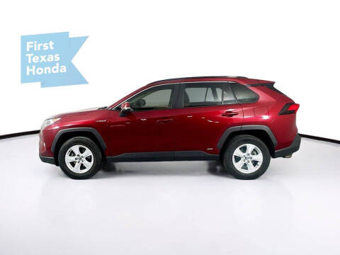 2021 Toyota RAV4 Hybrid XLE