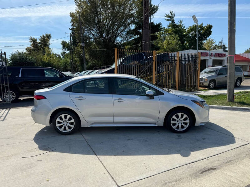 2022 Toyota Corolla LE